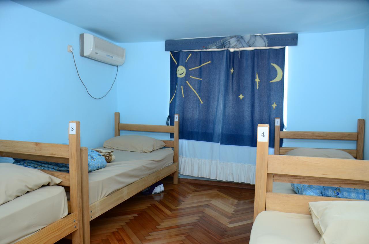 Hostel Batumi Globus Extérieur photo